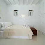 Stone Built Ferretti * Plintri