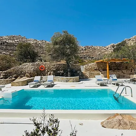 Stone Built Ferretti * Plintri