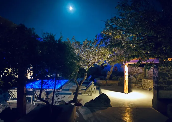 Stone Built Ferretti Plintri