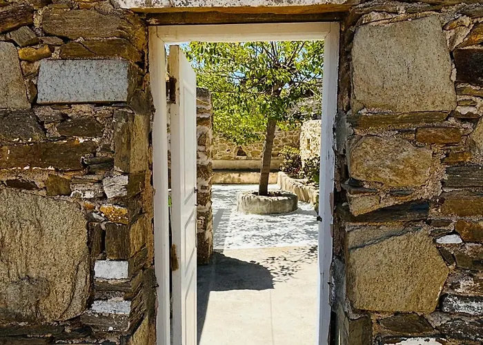 Stone Built Ferretti ヴィラ Plintri