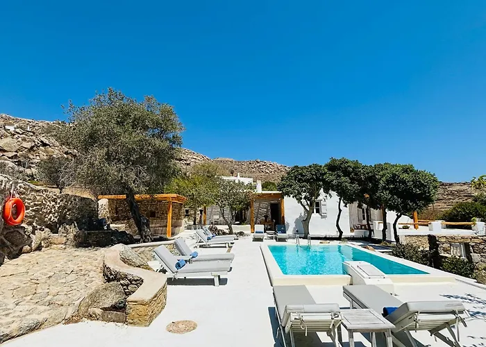 Stone Built Ferretti * Plintri