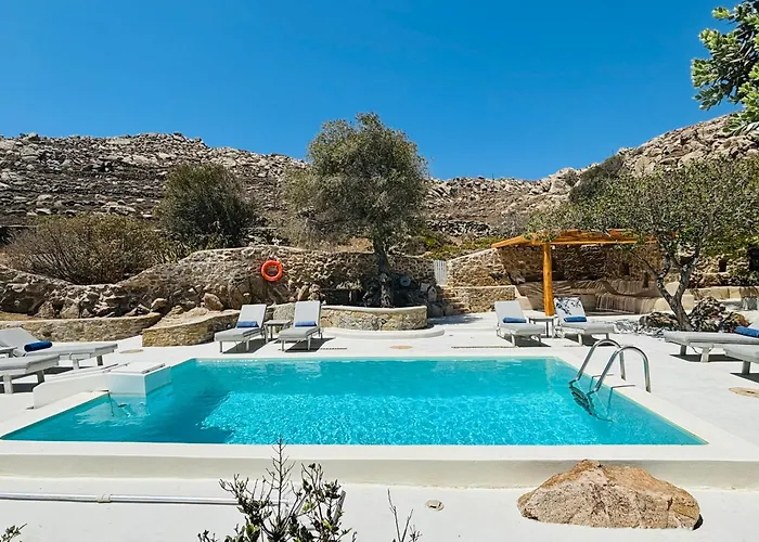 Stone Built Ferretti * Plintri